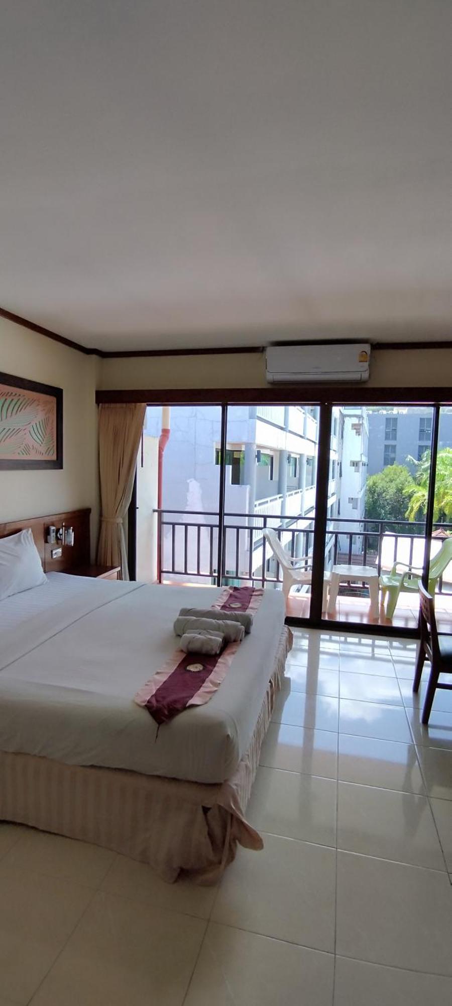 Outdoor Inn Kata Hotel מראה חיצוני תמונה