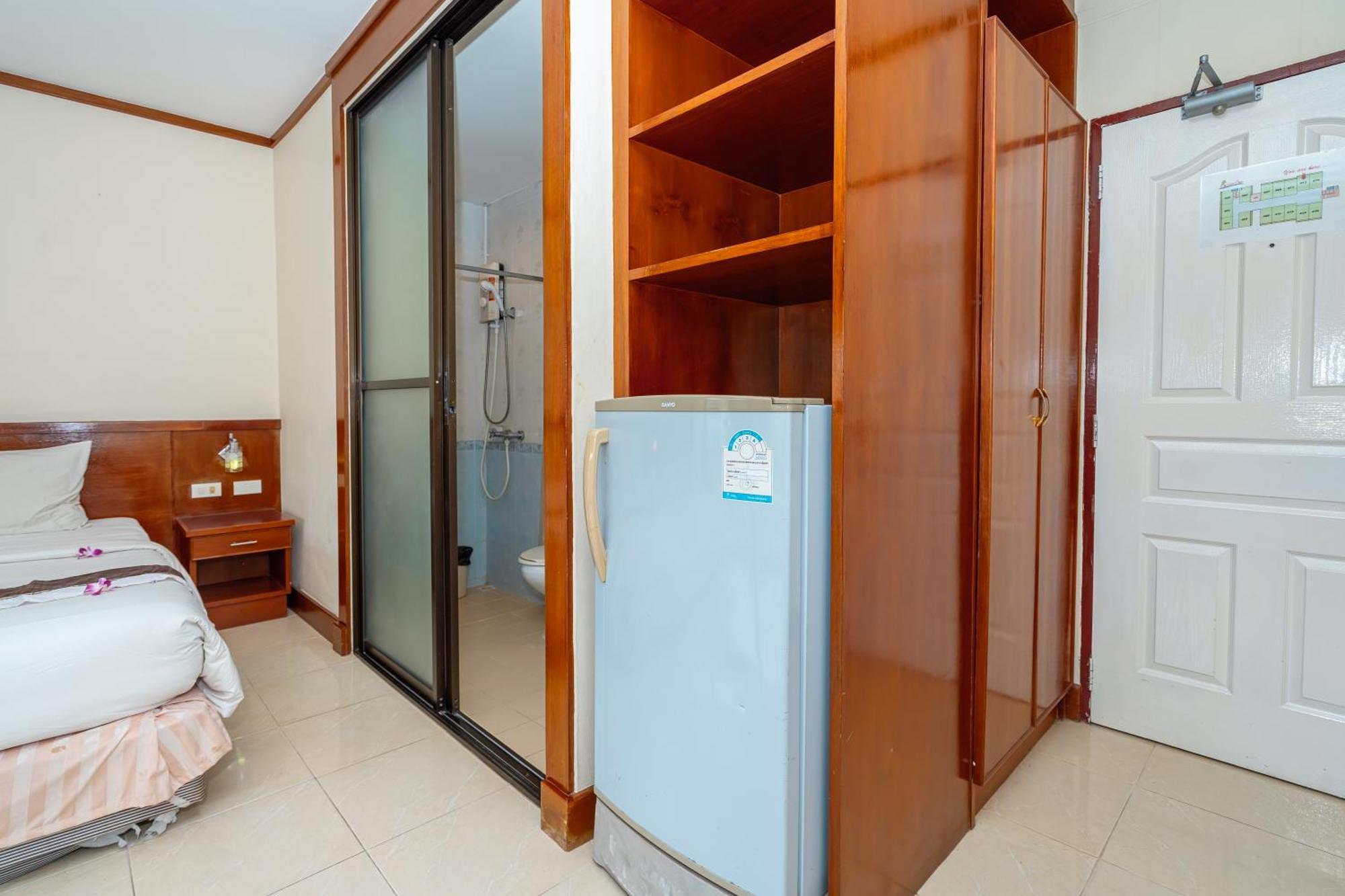 Outdoor Inn Kata Hotel מראה חיצוני תמונה