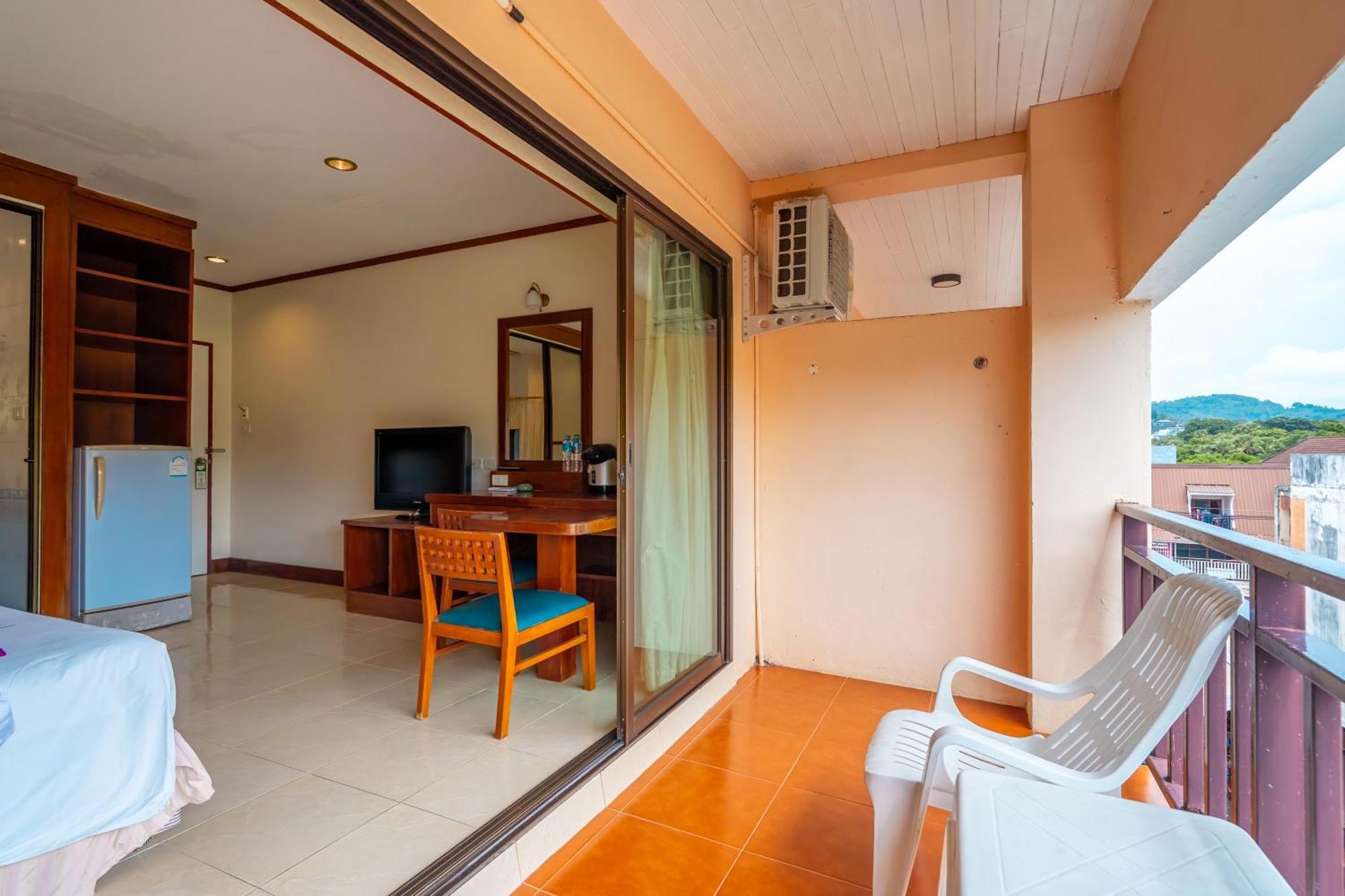 Outdoor Inn Kata Hotel מראה חיצוני תמונה