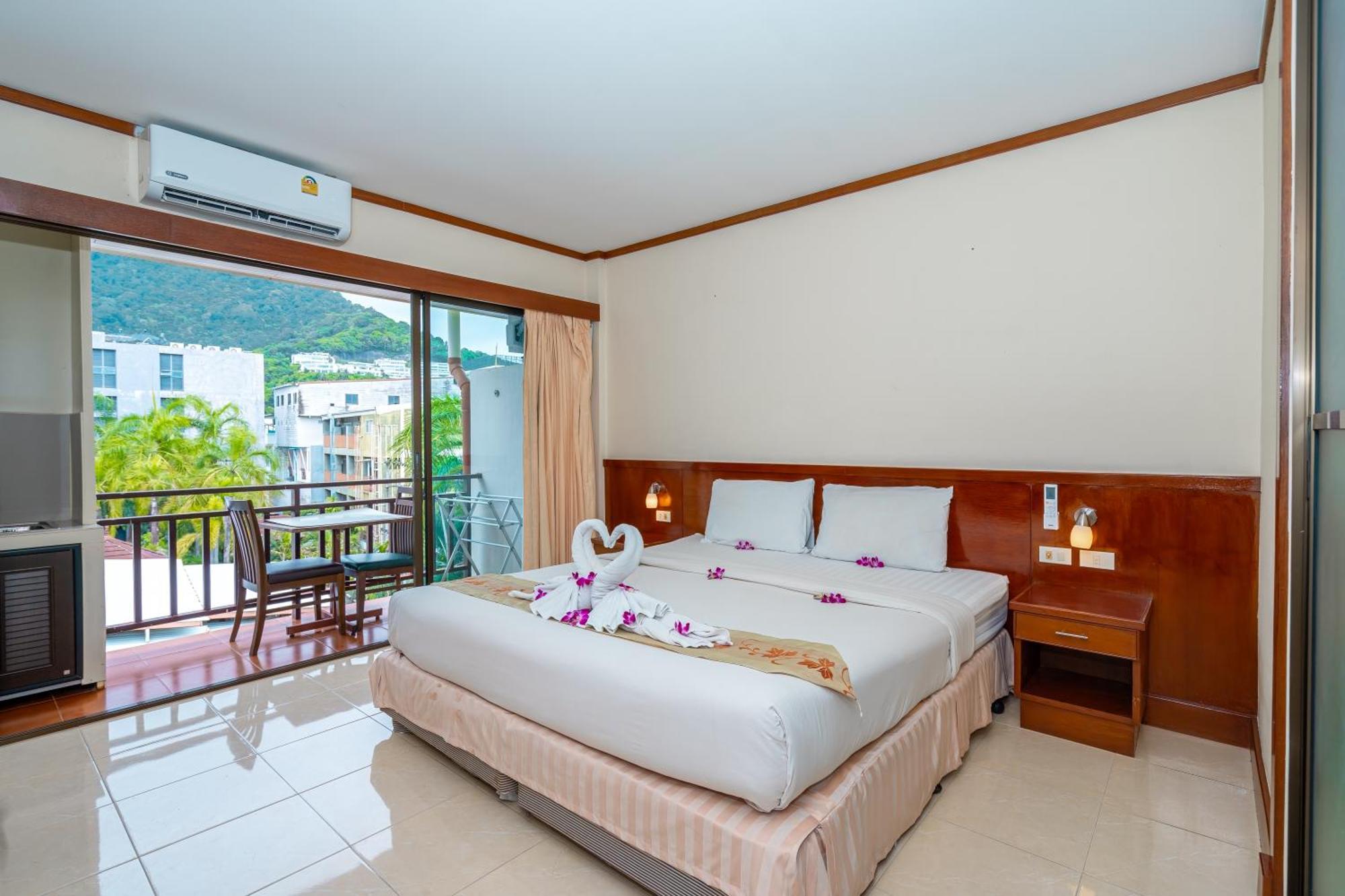 Outdoor Inn Kata Hotel מראה חיצוני תמונה