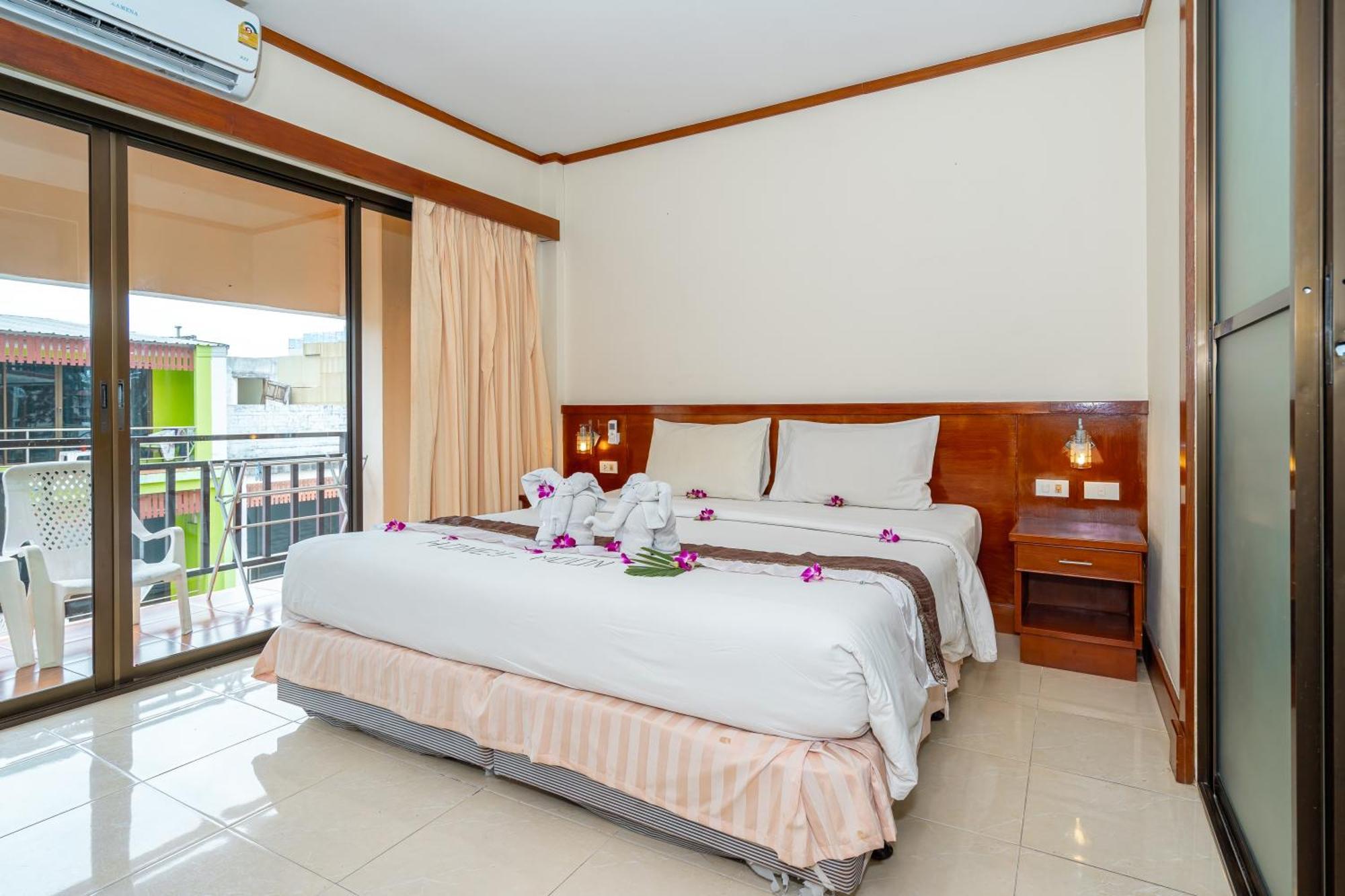 Outdoor Inn Kata Hotel מראה חיצוני תמונה