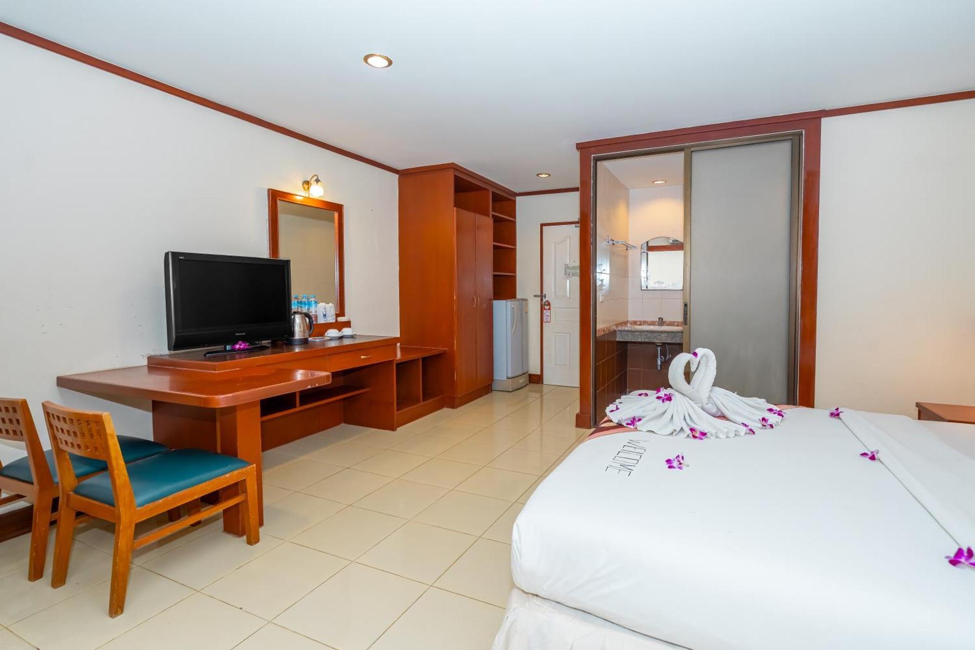 Outdoor Inn Kata Hotel מראה חיצוני תמונה