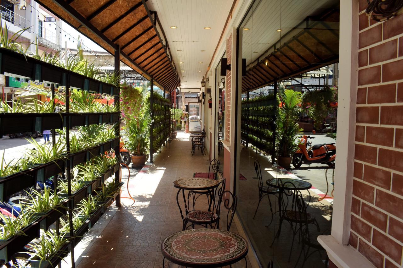 Outdoor Inn Kata Hotel מראה חיצוני תמונה