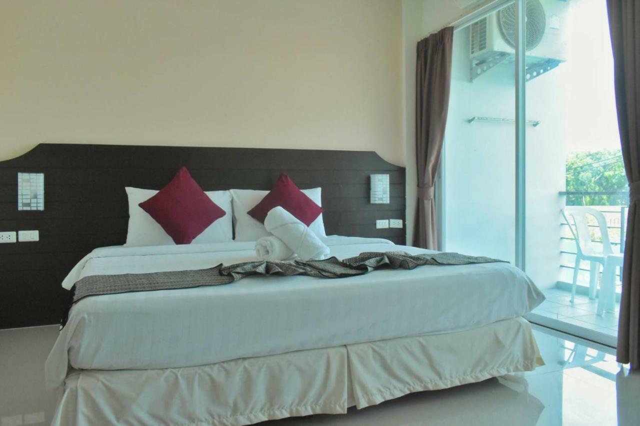Outdoor Inn Kata Hotel מראה חיצוני תמונה